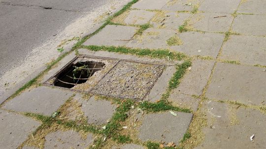 W taką dziurę strach wpaść. Uważajcie na tę pułapkę! - ostrzega czytelnik igryfino W taką dziurę strach wpaść. Uważajcie na tę pułapkę! - ostrzega czytelnik igryfino