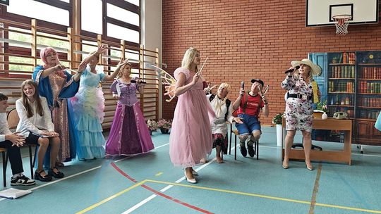 W takich rolach jeszcze ich nie widzieli! A powód był wyjątkowy! [FOTO]