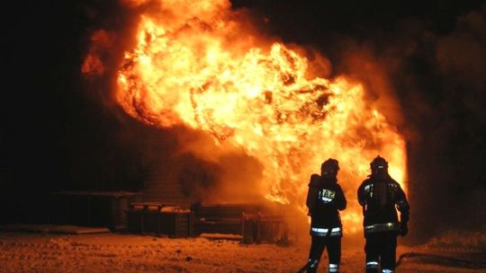 W Wigilię płonęły szopa i barak