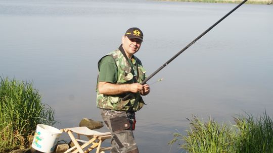 Walczą w rodzinnych zawodach wędkarskich [ZDJĘCIA]