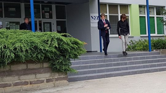 Wczoraj polski, a dziś matematyka. Ósmoklasiści piszą egzaminy