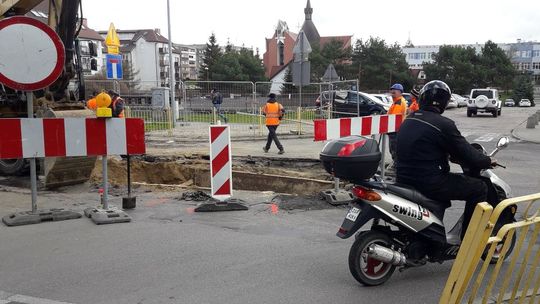 Weszli z pracami na skrzyżowanie Weszli z pracami na skrzyżowanie