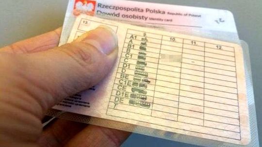 Wiadukt zatrzymał kierowcę, który był... poszukiwany przez policję