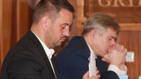 Wiceburmistrz obiecał dodatkowe pojemniki, ale do dziś nie stanęły