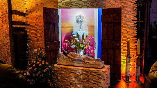 Wielkanoc 2025. Odwiedzamy Groby Pańskie [ZDJĘCIA]