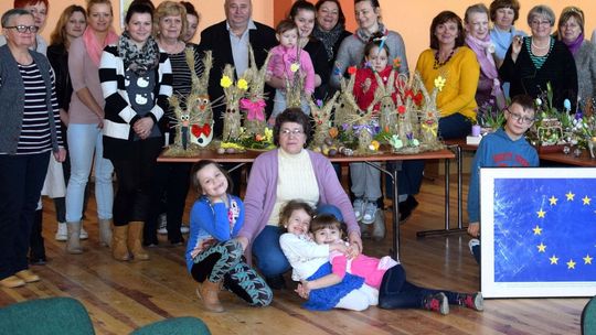 Wielkanocny decupage i malowanie farbami