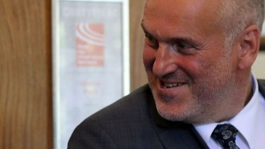 Wiem, ale nie powiem! Kolejny absurd, jak w filmie Barei. Burmistrz Sawaryn o wojewodzie i studium 