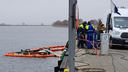 Wiemy kiedy może "wypłynąć" barka