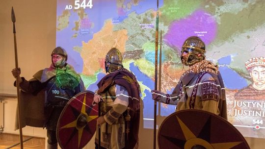 Wirtualna wystawa „Barbarzyńskie tsunami. Okres Wędrówek Ludów w dorzeczu Odry i Wisły”