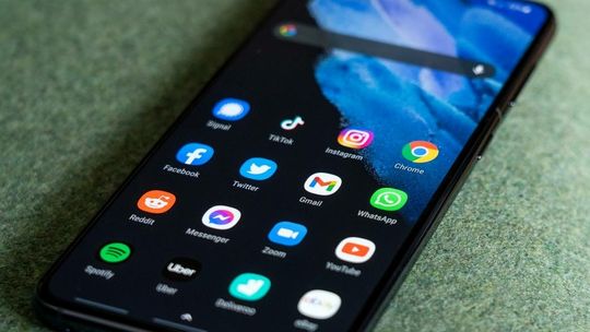 Wirus wykrada PIN-y i loginy. Usuń tę aplikację, zanim stracisz oszczędności 