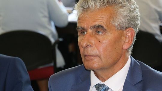 Władysława Pielechowskiego miękkie lądowanie z GTBS do wydziału edukacji 