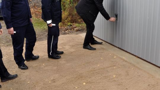 Włamali się do garażu, ale wcale nie po samochód