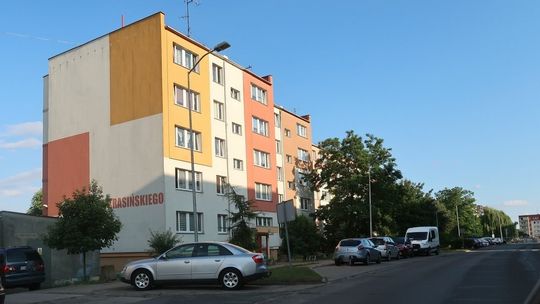 Włamali się i obrabowali mieszkanie  