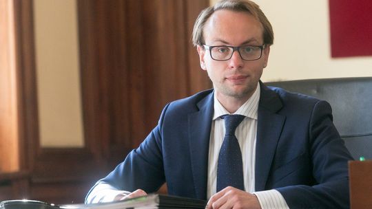 Wojewoda odpowiada marszałkowi w sprawie ośrodków adopcyjnych