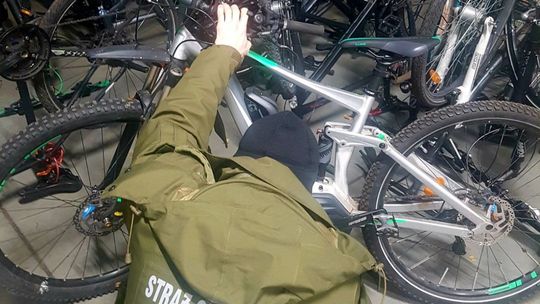Wpadł, jadąc busem wypełnionym kradzionymi rowerami. Sprawa Prokuratury Rejonowej w Gryfinie