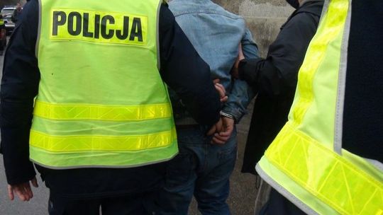 Wpadł na ul. Jana Pawła II. Miał prawie 3 promile