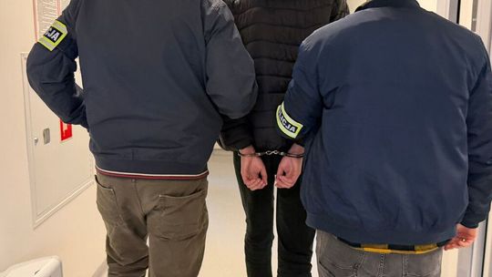 Wpadł przez narkotyki i brak uprawnień w Gryfinie. Poważne kłopoty kierującego