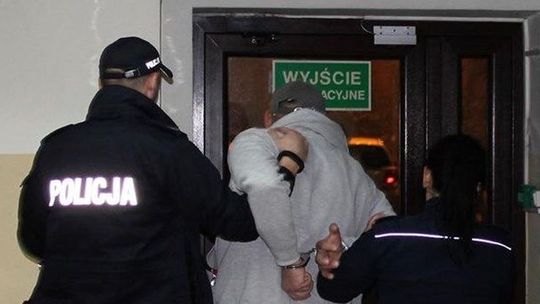 Wpadł w biały dzień. Miał przy sobie amfetaminę Wpadł w biały dzień. Miał przy sobie amfetaminę