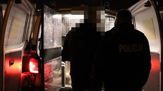 Wpadł w Gryfinie niedaleko mostu Wpadł w Gryfinie niedaleko mostu