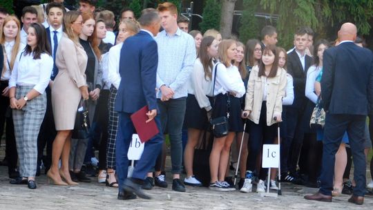 Wrócili do innej szkoły