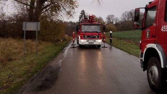 Współpracowali ze sobą żeby usunąć blokadę drogi