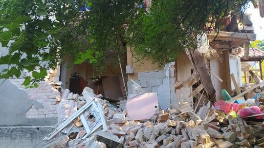 Wspomóżmy odbudowę domu rodziców Mariusza Tarki. Wybuch bojlera zniszczył budynek