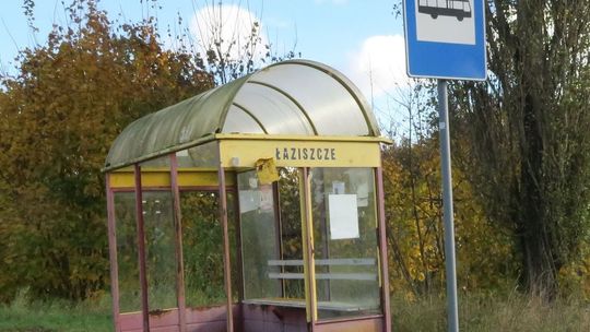 Wstyd przed przyjezdnymi