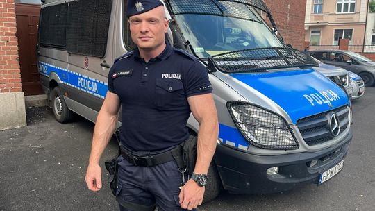 Wszedł do mieszkania po rynnie i wystającym daszku Wszedł do mieszkania po rynnie i wystającym daszku