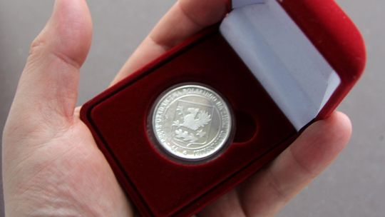 Wybili pamiątkowy medal
