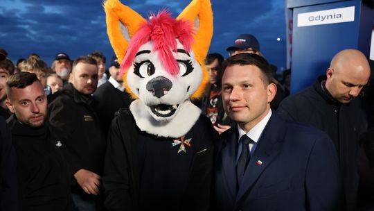 Mentzen, Nawrocki, Biejat, Hołownia i Trzaskowski wydają duże sumy na reklamę w internecie Mentzen, Nawrocki, Biejat, Hołownia i Trzaskowski wydają duże sumy na reklamę w internecie