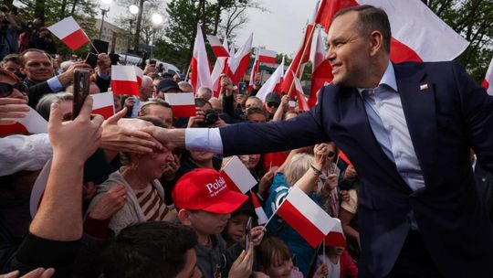 Dość, że skłamał w sprawie mieszkania, to problematyczna wydaje się być opieka nad tym, od kogo pozyskał lokal Dość, że skłamał w sprawie mieszkania, to problematyczna wydaje się być opieka nad tym, od kogo pozyskał lokal