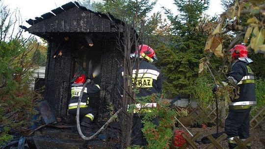 Wybuchła kuchenka gazowa podczas pożaru altanki