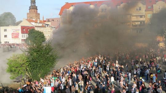 Wybuchy i strzały w Gryfinie - Orły nad Nijmegen