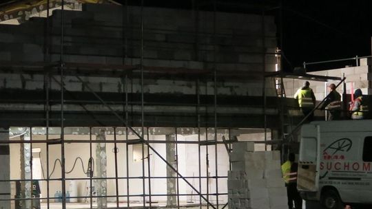 Wyburzyli nawet ściany