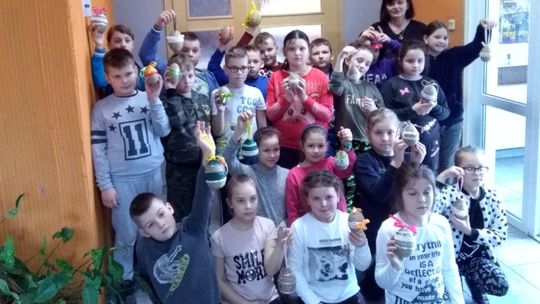 Wyczarowali pisankę techniką sznurkową i koronkową