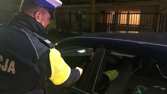 Wydmuchał ponad 2 promile. Recydywista traci prawko dożywotnio