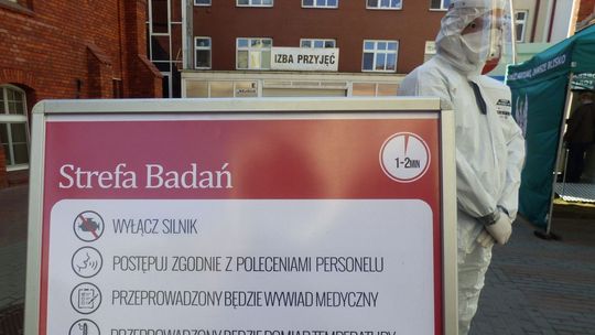 Wykryto zakażenia koronawirusem w trzech szkołach. Mamy jedno ognisko zakażeń