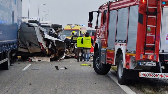 Wypadek Chojny. Cztery osoby zginęły w karambolu