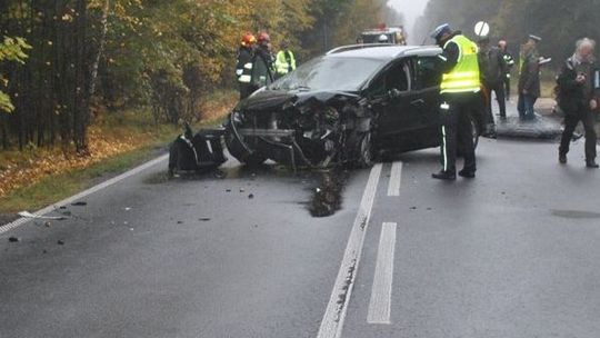 Wypadek koło stacji paliw