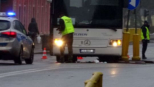 Wypadek w centrum Gryfina spowodował kierowca autobusu