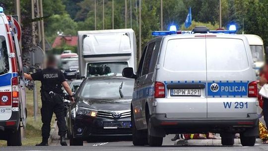 Wypadek z udziałem auta i dwóch motocyklistów