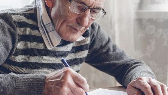 Wypełniasz wniosek o rentę wdowią? Nie popełniaj tych błędów