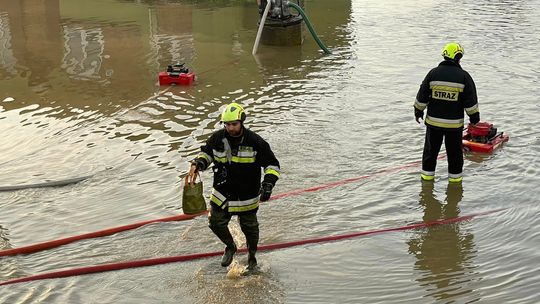 Kilkanaście godzin bez ustanku wypompowywali wodę. Rekordowa ilość interwencji strażackich