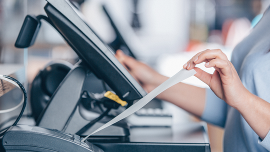 Oszukiwał w sklepie, Wpadł przez nieuwagę po przeglądzie monitoringu