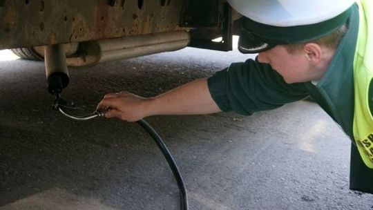 Wzmożona liczba policyjnych patroli. Akcja z analizatorami spalin