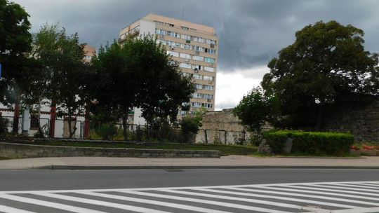 Z centrum Gryfina zniknął biały kiosk. Co teraz ze sklepem nocnym?