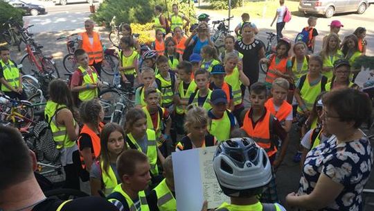 Z petycją do urzędu pojechali rowerami