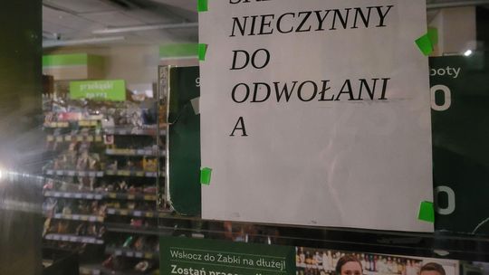 Żabka od kilku dni zamknięta. Kłopoty przejściowe, czy to już koniec franczyzy?