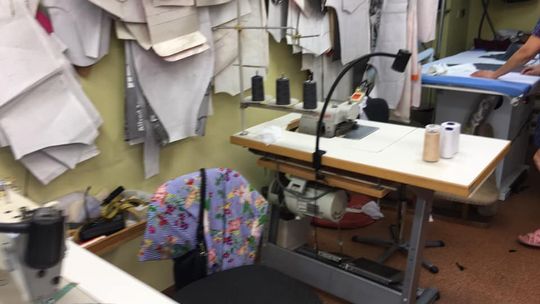 Zachodniopomorskie: w teatrze i operze będą szyć maseczki i pościel dla szpitali