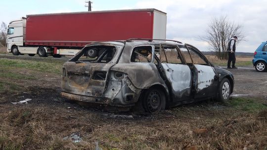 Zaczął się palić nagle. Wygląda na podpalenie